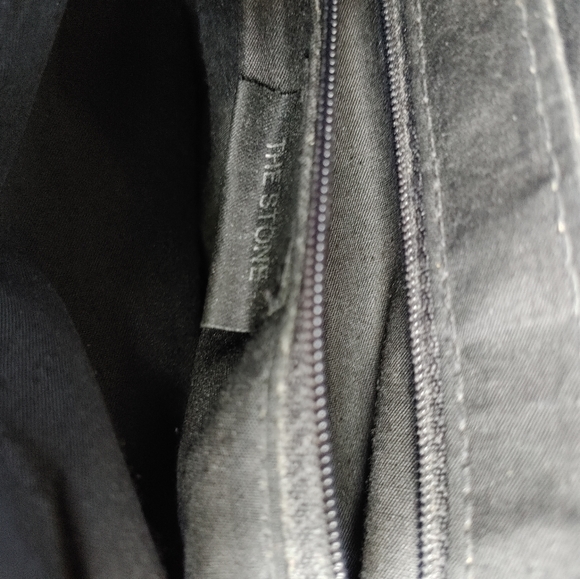 The Stone Crossbody Purse - Picture 7 of 7